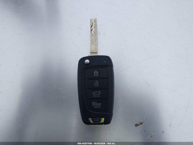 KMHLL4DGXSU044047 Hyundai ELANTRA SE