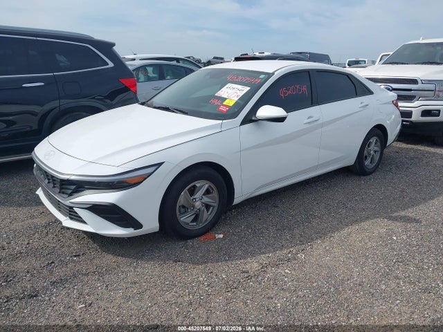 KMHLL4DGXSU044047 Hyundai ELANTRA SE