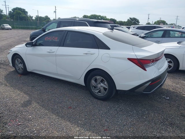 KMHLL4DGXSU044047 Hyundai ELANTRA SE