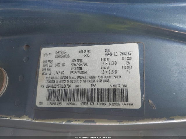 45207584 :رقم المزاد ، 2B4HB25Y0TK124714 vin ، 1996 Dodge Ram Wagon B2500 مزاد بيع