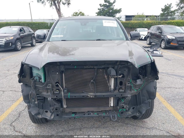 Продажа на аукционе авто 2020 Toyota Tacoma Sr5, vin: 5TFAX5GN2LX183945, номер лота: 45207585