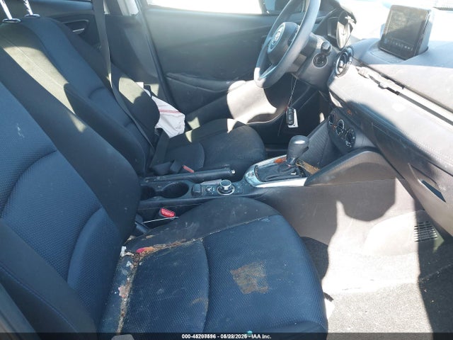 Продажа на аукционе авто 2019 Toyota Yaris Le, vin: 3MYDLBYV7KY513373, номер лота: 45207596