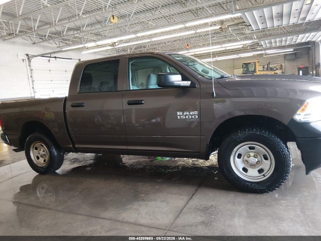 2019 Ram 1500 Classic Tradesman  4x4 5'7 Box მანქანა იყიდება აუქციონზე, vin: 1C6RR7KG2KS658529, აუქციონის ნომერი: 45207603