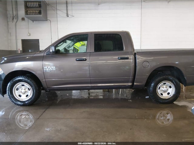 2019 Ram 1500 Classic Tradesman  4x4 5'7 Box მანქანა იყიდება აუქციონზე, vin: 1C6RR7KG2KS658529, აუქციონის ნომერი: 45207603