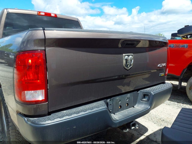 2019 Ram 1500 Classic Tradesman  4x4 5'7 Box მანქანა იყიდება აუქციონზე, vin: 1C6RR7KG2KS658529, აუქციონის ნომერი: 45207603
