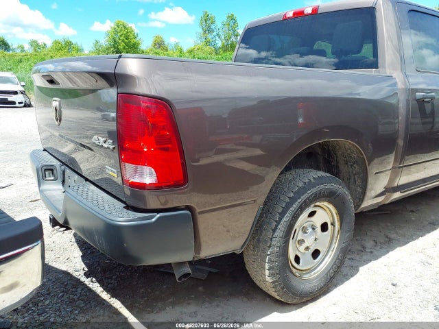 2019 Ram 1500 Classic Tradesman  4x4 5'7 Box მანქანა იყიდება აუქციონზე, vin: 1C6RR7KG2KS658529, აუქციონის ნომერი: 45207603