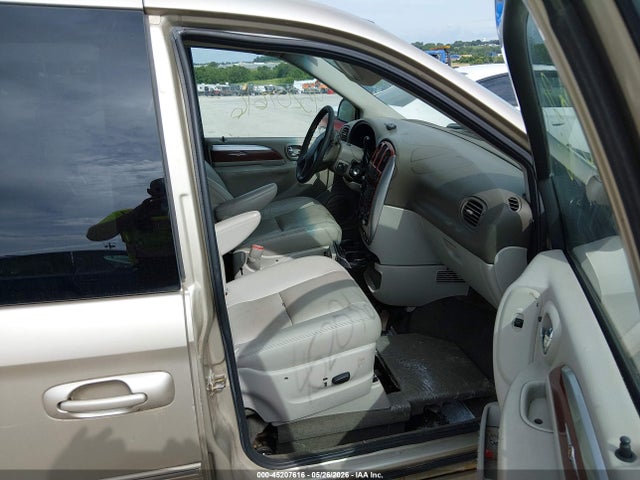 45207616 :رقم المزاد ، 2C8GP64L35R530461 vin ، 2005 Chrysler Town & Country Limited مزاد بيع