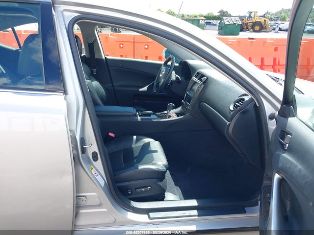 Auction sale of the 2011 Lexus Is 250, vin: JTHBF5C28B5130825, lot number: 45207665