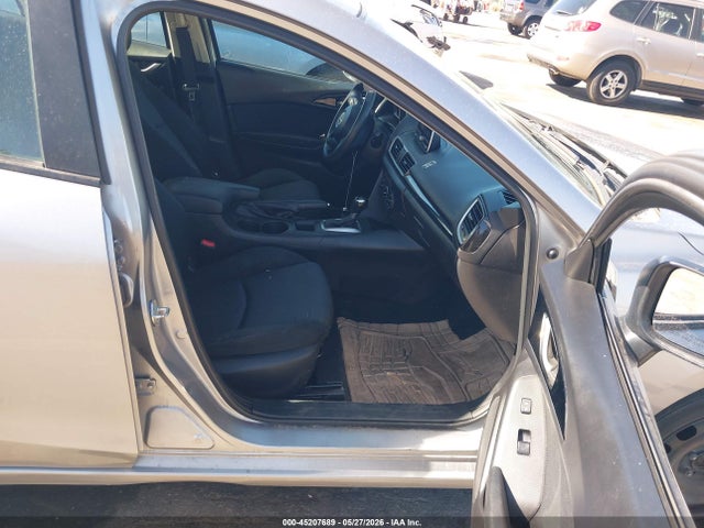 Продажа на аукционе авто 2014 Mazda Mazda3 I Sport, vin: 3MZBM1U75EM105001, номер лота: 45207689