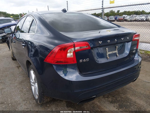 Volvo S60 T5 Premier 2015 YV1612TB9F1310032 Image 3