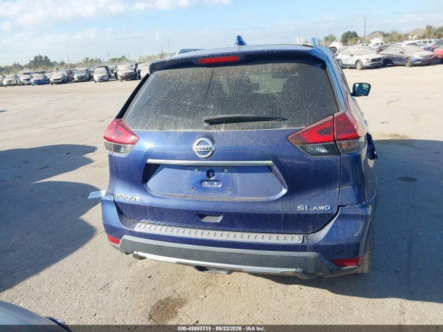 45207711 :رقم المزاد ، 5N1AT2MV7HC862330 vin ، 2017 Nissan Rogue Sl مزاد بيع