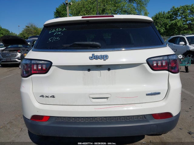 Jeep Compass Latitude 4x4 2021 3C4NJDBB1MT544511 Image 16