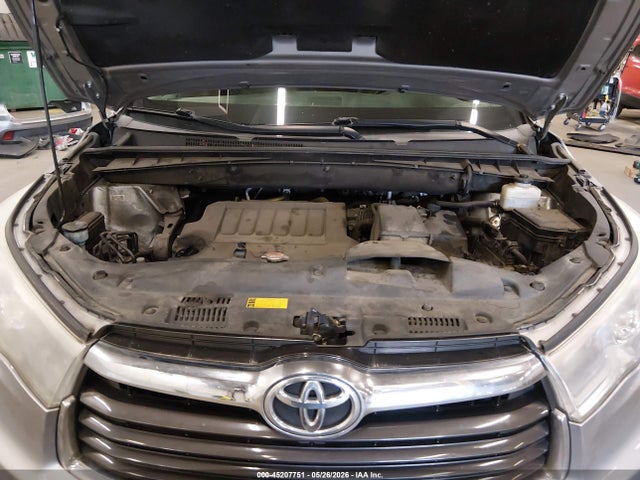 Toyota Highlander Limited V6 2016 5TDDKRFH0GS342648 Image 10