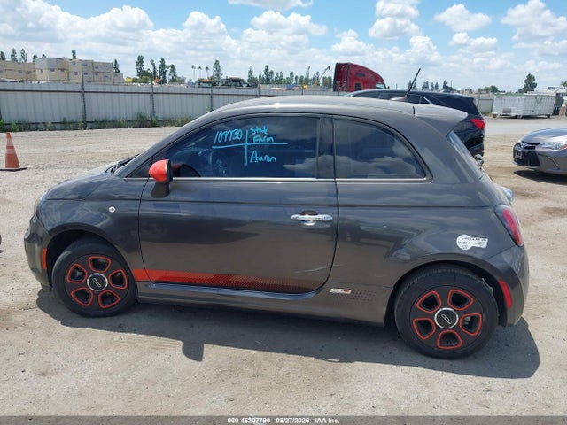 Fiat 500E BATTERY ELECTRIC 2016 3C3CFFGE6GT209745 Image 14