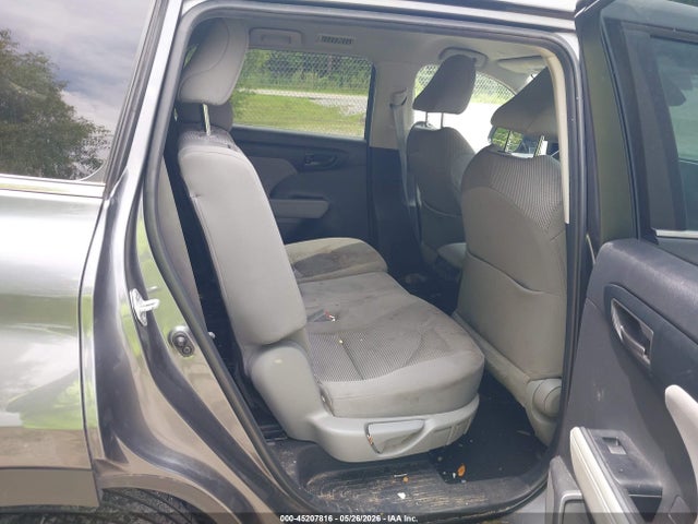 5TDKDRAH0PS524696 Toyota Highlander Le