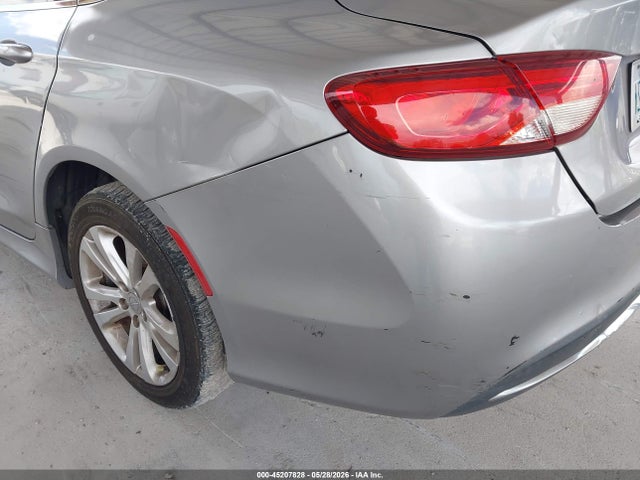2015 Chrysler 200 Limited მანქანა იყიდება აუქციონზე, vin: 1C3CCCAB9FN677120, აუქციონის ნომერი: 45207828