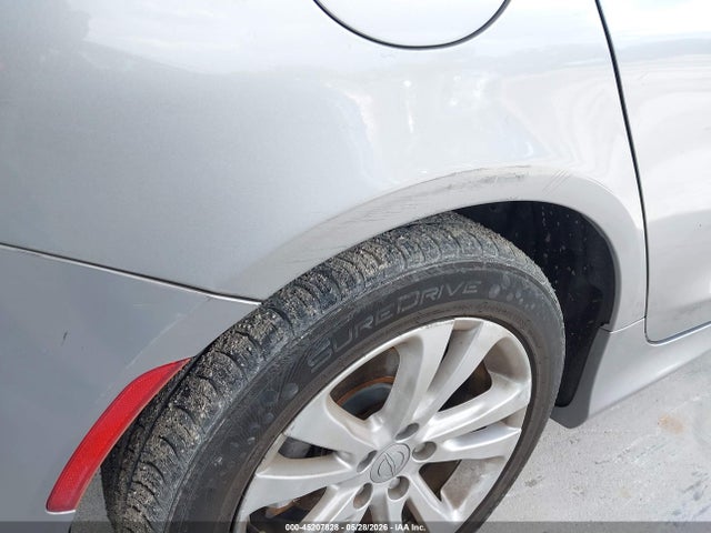 2015 Chrysler 200 Limited მანქანა იყიდება აუქციონზე, vin: 1C3CCCAB9FN677120, აუქციონის ნომერი: 45207828