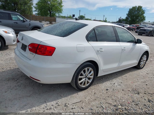 2013 Volkswagen Jetta 2.5l Se მანქანა იყიდება აუქციონზე, vin: 3VWDX7AJ4DM367142, აუქციონის ნომერი: 45207863