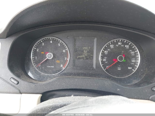 2013 Volkswagen Jetta 2.5l Se მანქანა იყიდება აუქციონზე, vin: 3VWDX7AJ4DM367142, აუქციონის ნომერი: 45207863