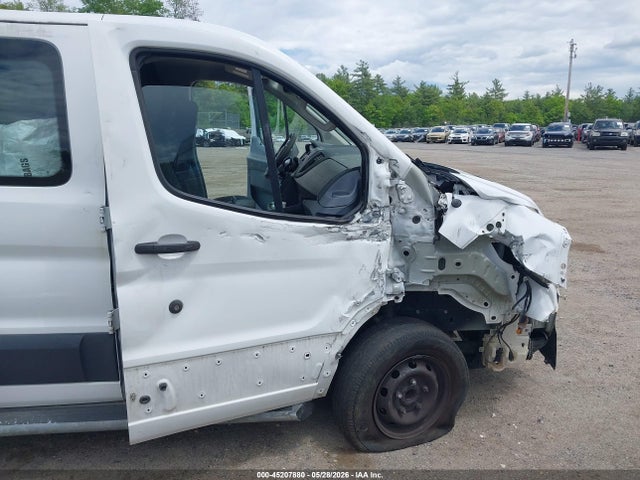 Ford Transit-250 2018 1FTYR1ZM1JKA65322 Image 18