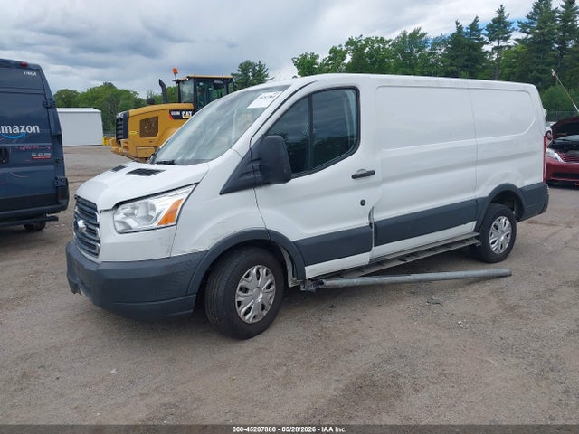 Ford Transit-250 2018 1FTYR1ZM1JKA65322 Image 2