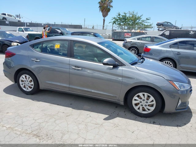 Hyundai ELANTRA SE 2019 5NPD74LF4KH410603 Image 13
