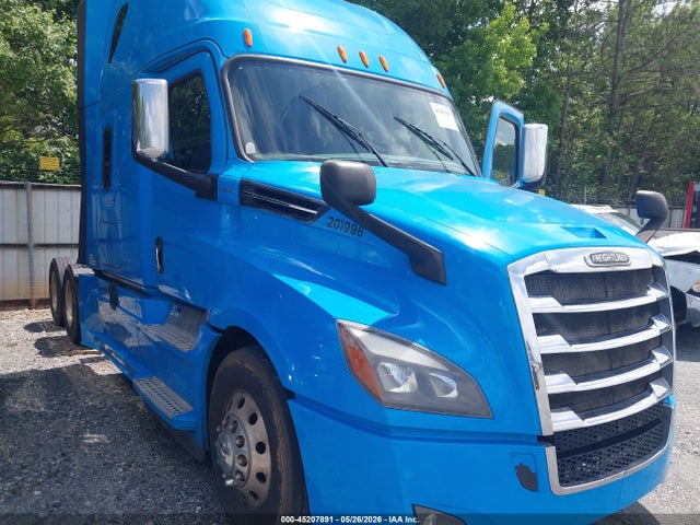 45207891 :رقم المزاد ، 3AKJHHDR4LSKU3251 vin ، 2020 Freightliner New Cascadia 126 مزاد بيع