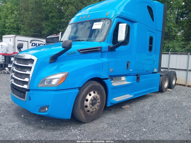 45207891 :رقم المزاد ، 3AKJHHDR4LSKU3251 vin ، 2020 Freightliner New Cascadia 126 مزاد بيع