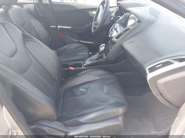 45207903 :رقم المزاد ، 1FADP3J20HL291548 vin ، 2017 Ford Focus Titanium مزاد بيع