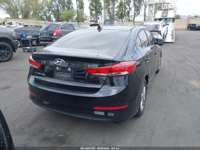 45207920 :رقم المزاد ، KMHD84LF4JU512349 vin ، 2018 Hyundai Elantra Sel مزاد بيع