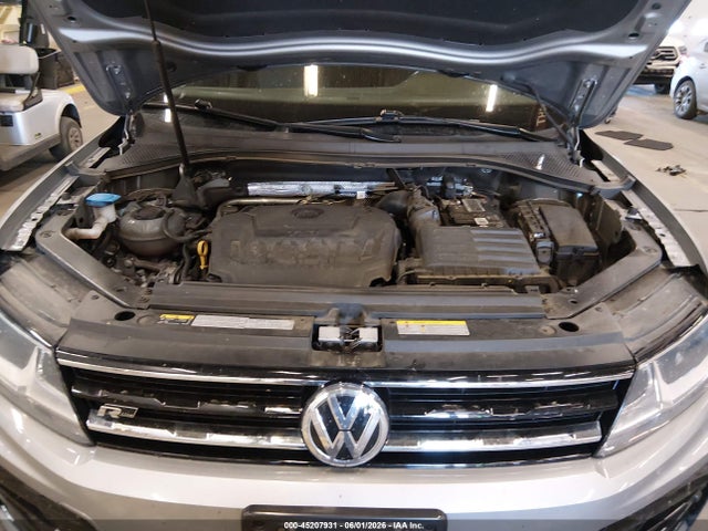 3VV2B7AX1MM137735 Volkswagen Tiguan 2.0t Se/2.0t Se R-line Black/2.0t Sel