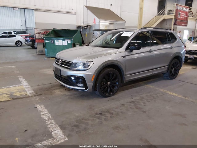 3VV2B7AX1MM137735 Volkswagen Tiguan 2.0t Se/2.0t Se R-line Black/2.0t Sel