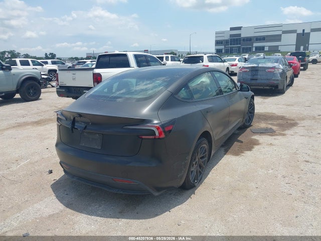 Tesla MODEL 3 2025 5YJ3E1EA7SF068161 Image 4
