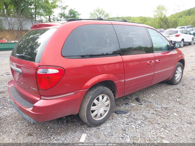 2005 Chrysler Town & Country Touring მანქანა იყიდება აუქციონზე, vin: 2C8GP54LX5R144601, აუქციონის ნომერი: 45207972