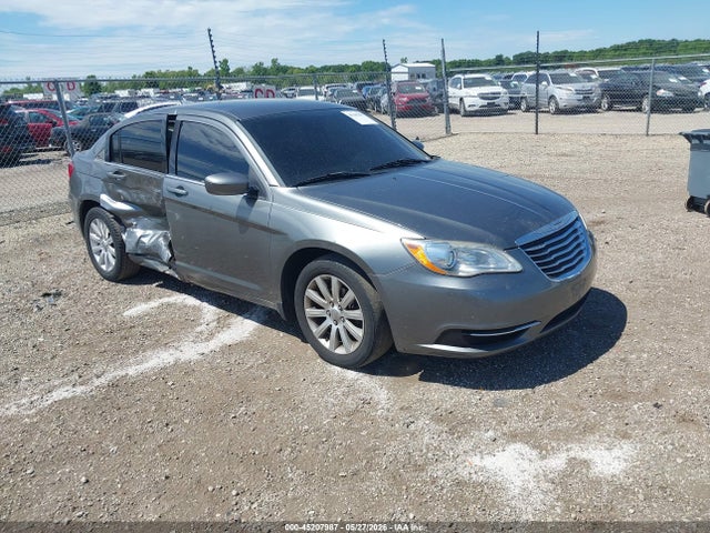 Продаж на аукціоні авто 2012 Chrysler 200 Touring, vin: 1C3CCBBB0CN172880, номер лоту: 45207987