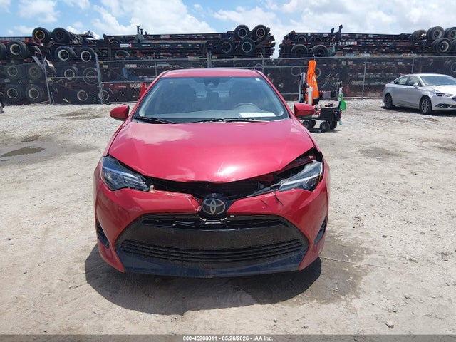 Toyota COROLLA LE 2018 5YFBURHE3JP824079 Image 12