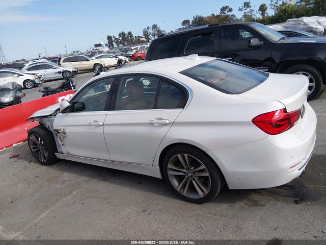 BMW 3 Series 328i 2016 WBA8E9C52GK646989 Image 14