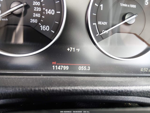 BMW 3 Series 328i 2016 WBA8E9C52GK646989 Image 7