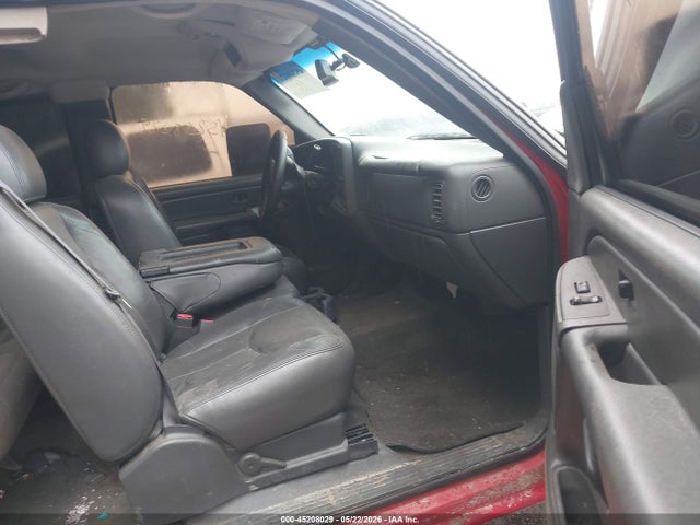2004 Chevrolet Silverado 1500 Z71 მანქანა იყიდება აუქციონზე, vin: 1GCEK19T54E272927, აუქციონის ნომერი: 45208029