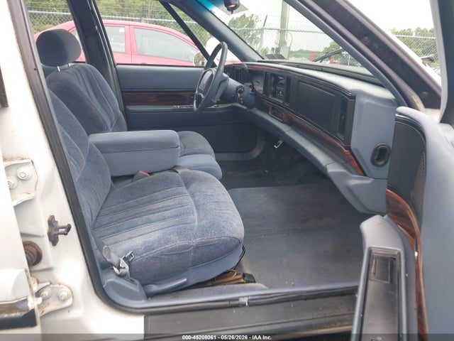 45208061 :رقم المزاد ، 1G4HP52K6VH527541 vin ، 1997 Buick Lesabre Custom مزاد بيع