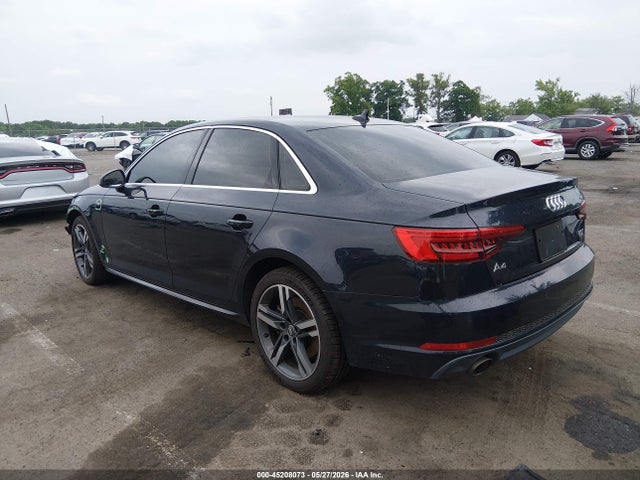 2017 Audi A4 2.0t Premium მანქანა იყიდება აუქციონზე, vin: WAUFNAF4XHN065817, აუქციონის ნომერი: 45208073