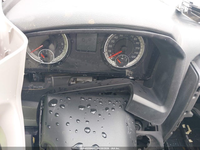 45208081 :رقم المزاد ، 3C6JR6AT2HG604699 vin ، 2017 Ram 1500 Tradesman  4x2 6'4 Box مزاد بيع