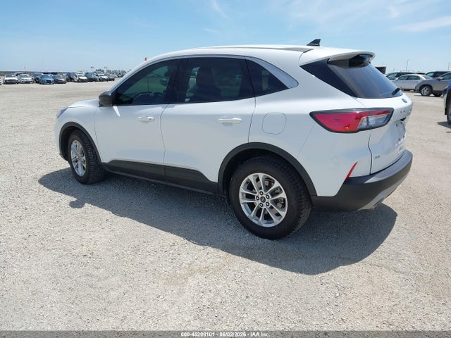 Продажа на аукционе авто 2022 Ford Escape Se, vin: 1FMCU0G63NUB48831, номер лота: 45208101