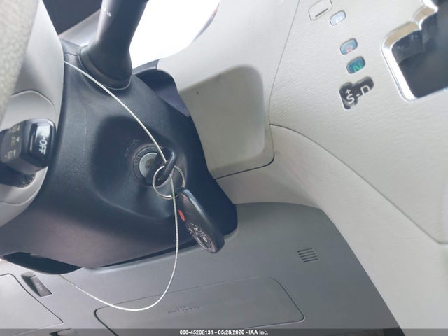 Auction sale of the 2011 Toyota Sienna Le V6, vin: 5TDKK3DC8BS072637, lot number: 45208131