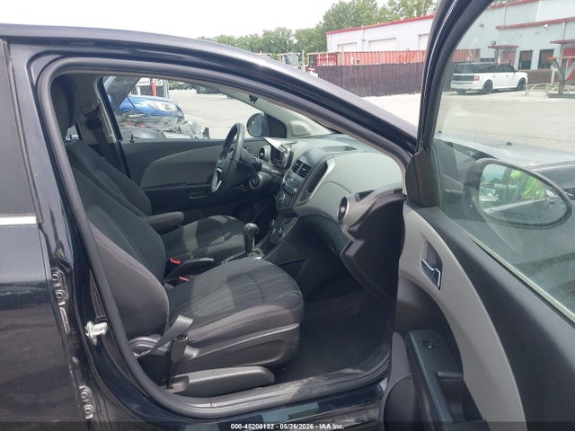 45208132 :رقم المزاد ، 1G1JC5SH3E4229518 vin ، 2014 Chevrolet Sonic Lt Auto مزاد بيع