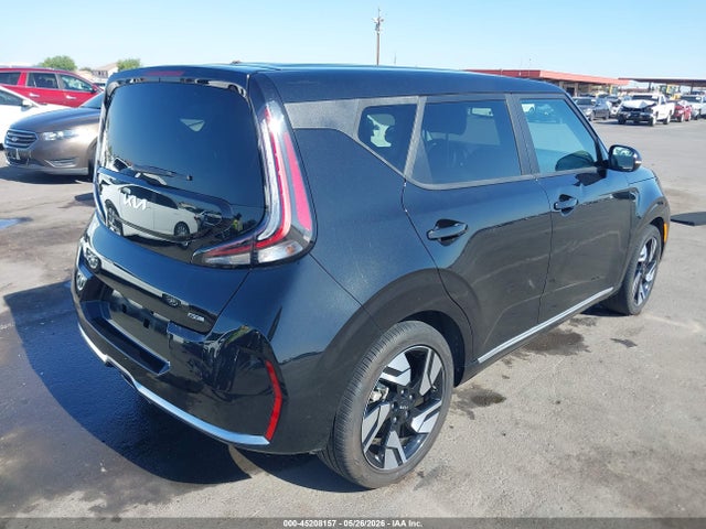 KNDJ53AU0P7860295 KIA Soul Gt-line