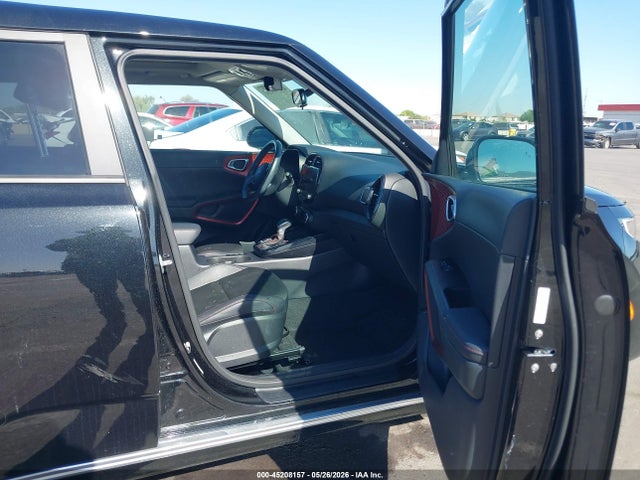 KNDJ53AU0P7860295 KIA Soul Gt-line