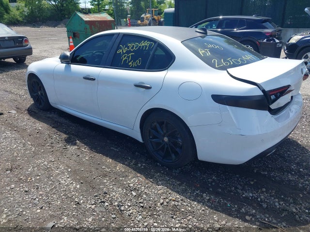 2018 Alfa Romeo Giulia Rwd მანქანა იყიდება აუქციონზე, vin: ZARFAEBN7J7565051, აუქციონის ნომერი: 45208159