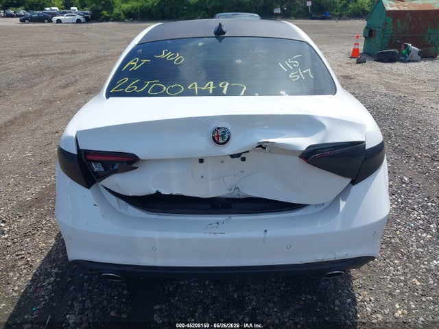 2018 Alfa Romeo Giulia Rwd მანქანა იყიდება აუქციონზე, vin: ZARFAEBN7J7565051, აუქციონის ნომერი: 45208159