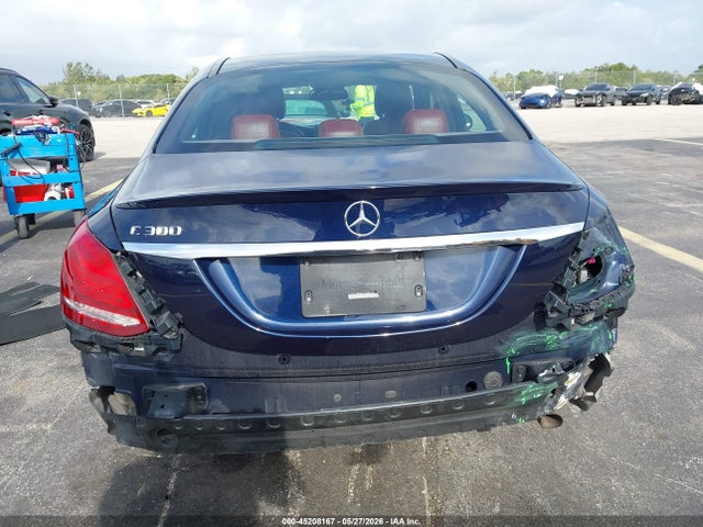 2016 Mercedes-benz C 300 Sport მანქანა იყიდება აუქციონზე, vin: 55SWF4JB2GU122532, აუქციონის ნომერი: 45208167